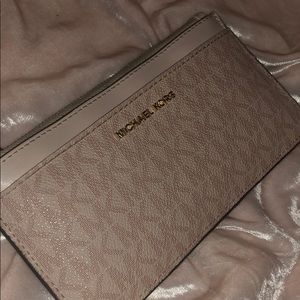 Michel Kors wallet